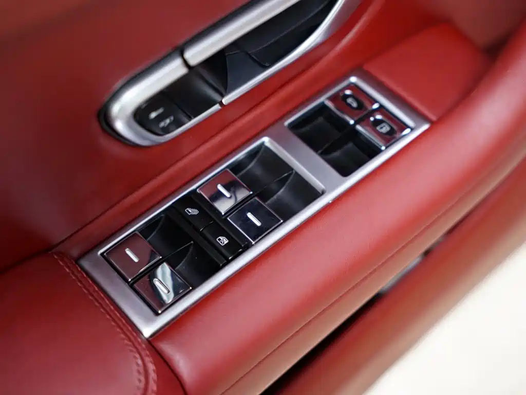 Bentley Continental 2012 — фото 27