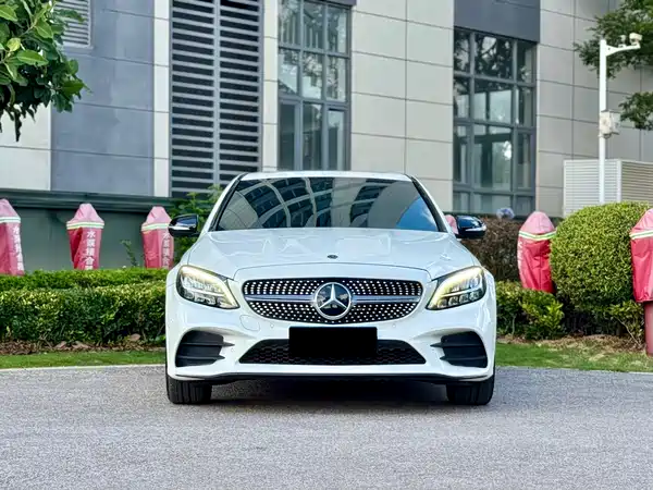 Mercedes-Benz C-Class 2019