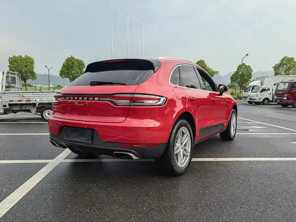 Porsche Macan 2022