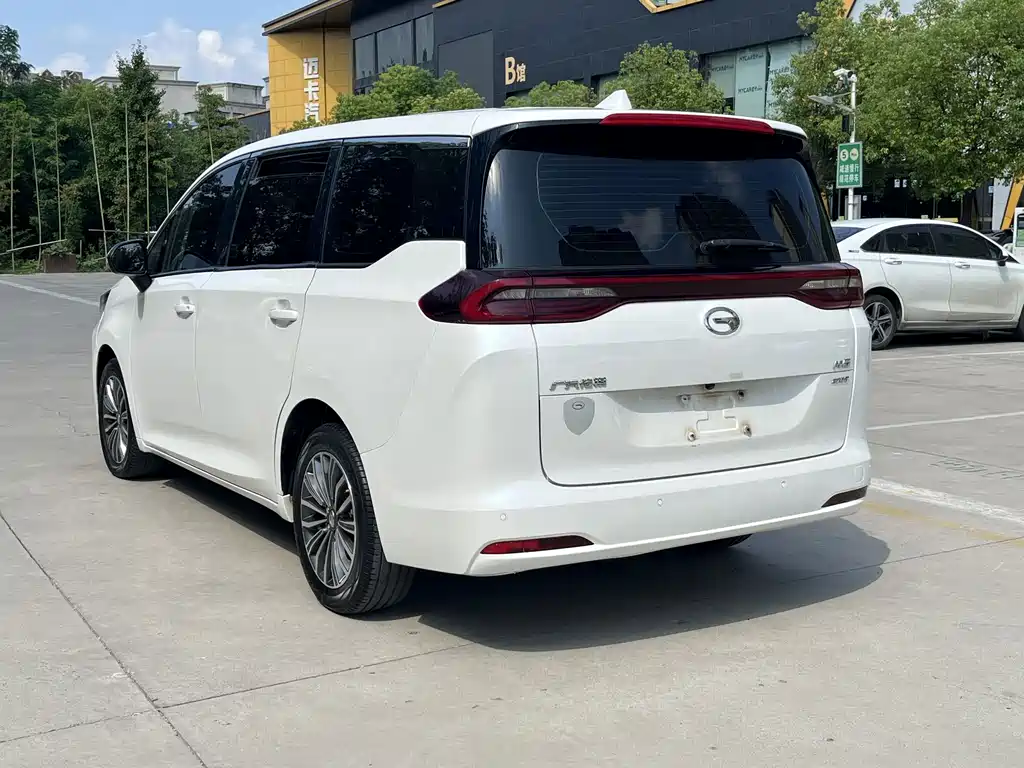 GAC Trumpchi M6 2021 — фото 12