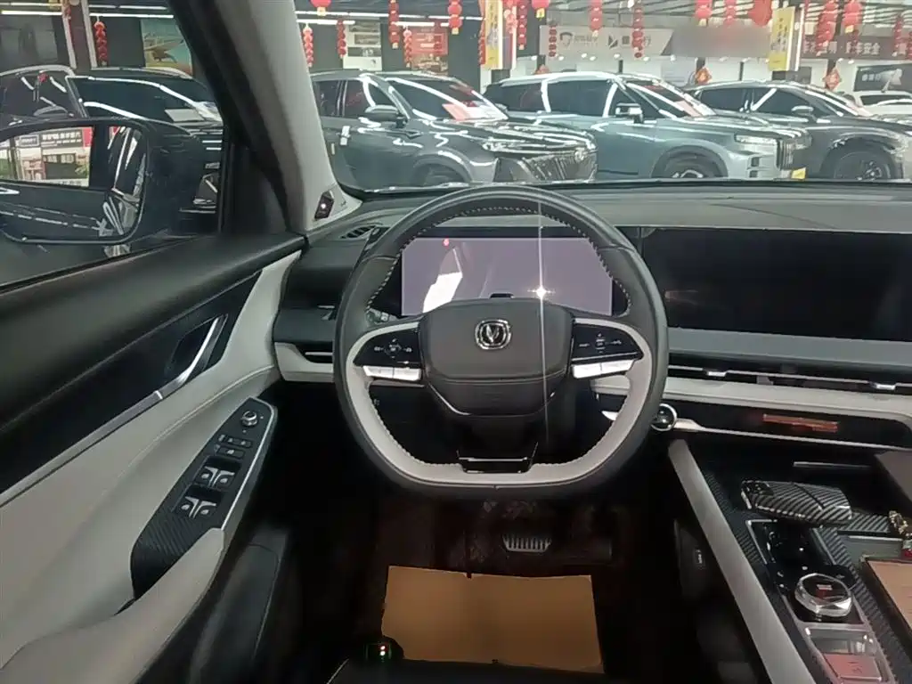 Changan CS75 PLUS 2023 — фото 11