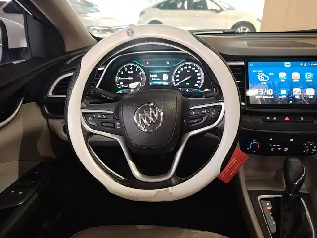 Buick Excelle 2018 — фото 11