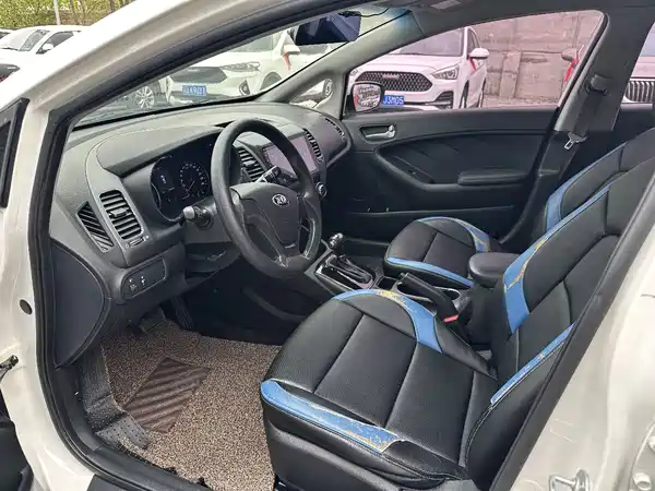 Kia K3 2016
