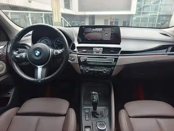 BMW X1 2021