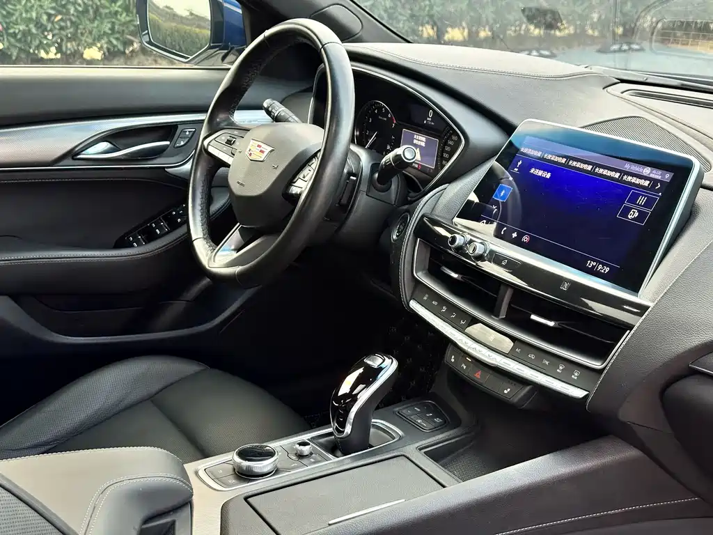 Cadillac CT5 2020 — фото 16