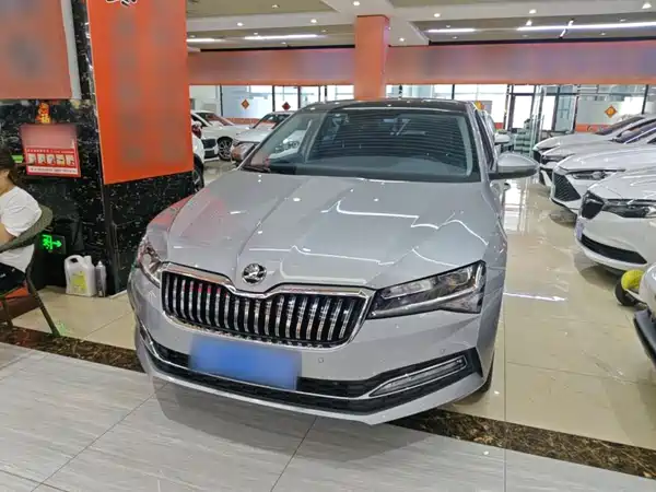 Skoda Superb 2022