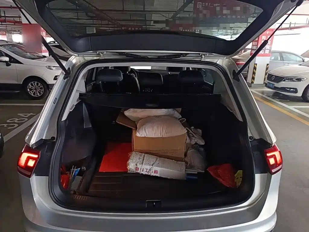 Volkswagen Tiguan L 2019 — фото 19