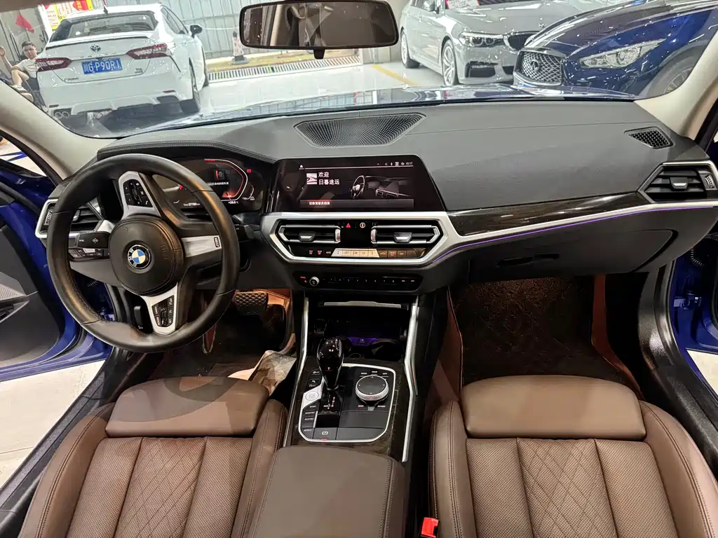 BMW 3 Series 2022 — фото 13