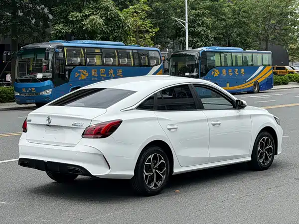 MG MG5 2024