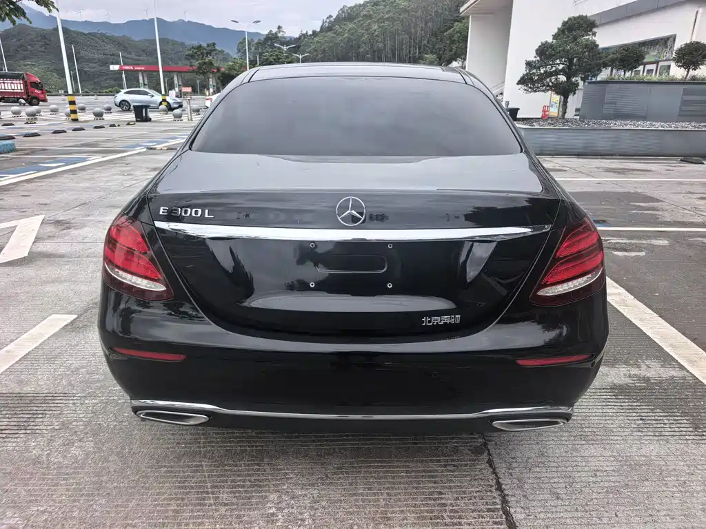 Mercedes-Benz E-Class 2020 — фото 8