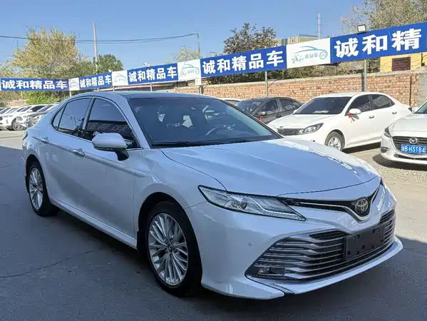Toyota Camry 2018