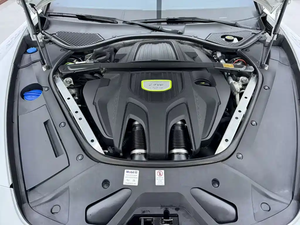 Porsche Panamera New Energy 2018 — фото 21