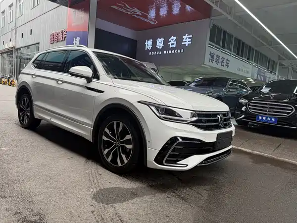 Volkswagen Tiguan L 2022