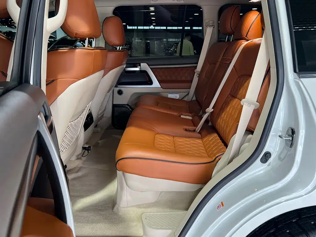 Toyota Land Cruiser 2019 — фото 21