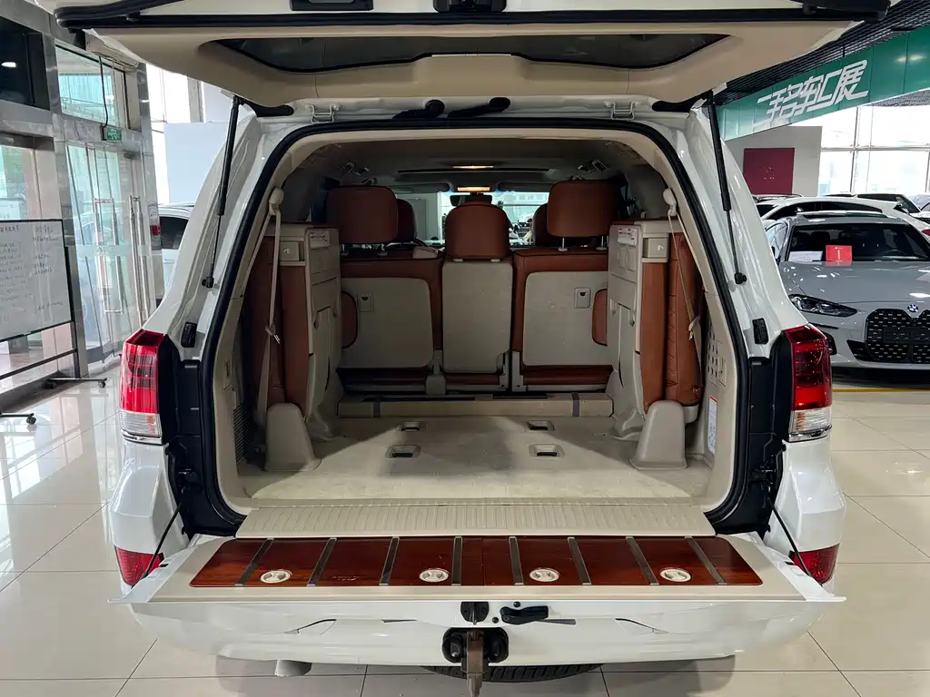 Toyota Land Cruiser 2019 — фото 29