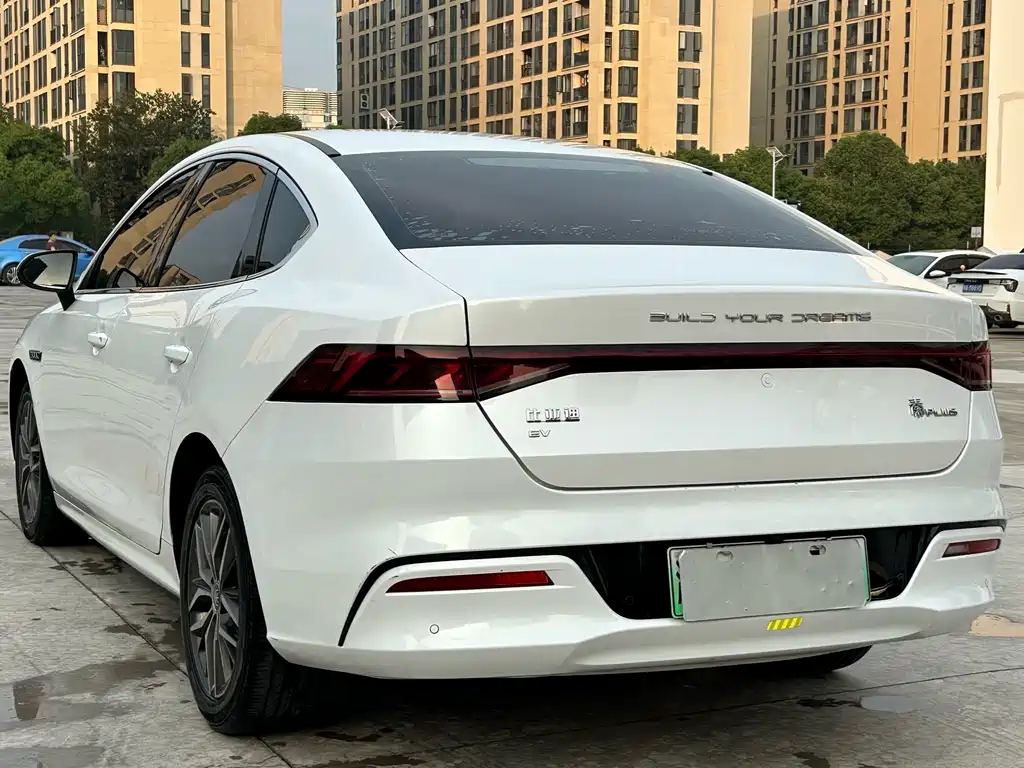 BYD Qin PLUS 2022 — фото 13