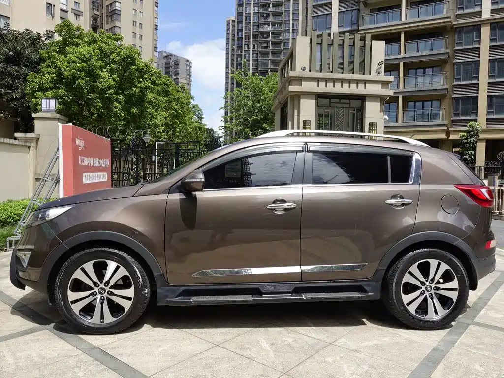 Kia Sportage 2012 — фото 3