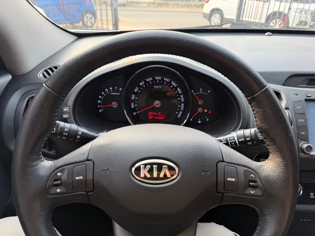 Kia Sportage 2013 — фото 10