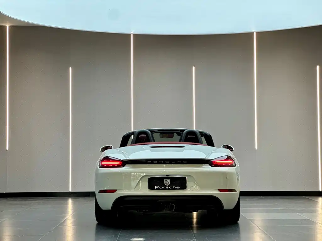 Porsche 718 2023 — фото 9