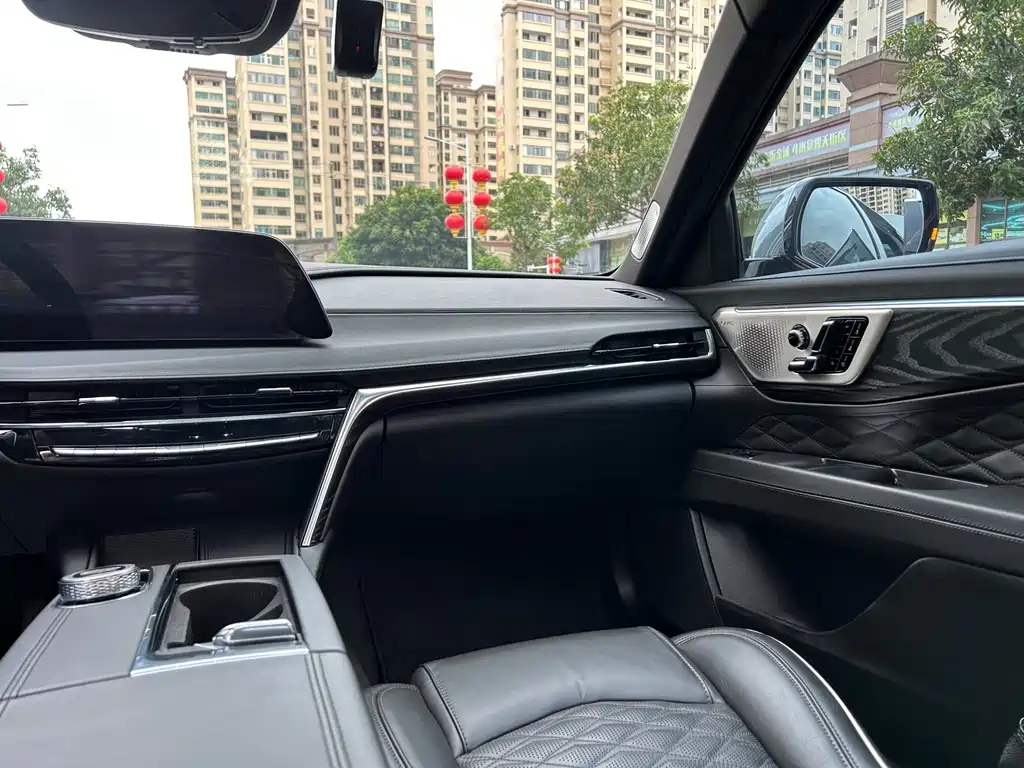 Cadillac CT6 2024 — фото 19