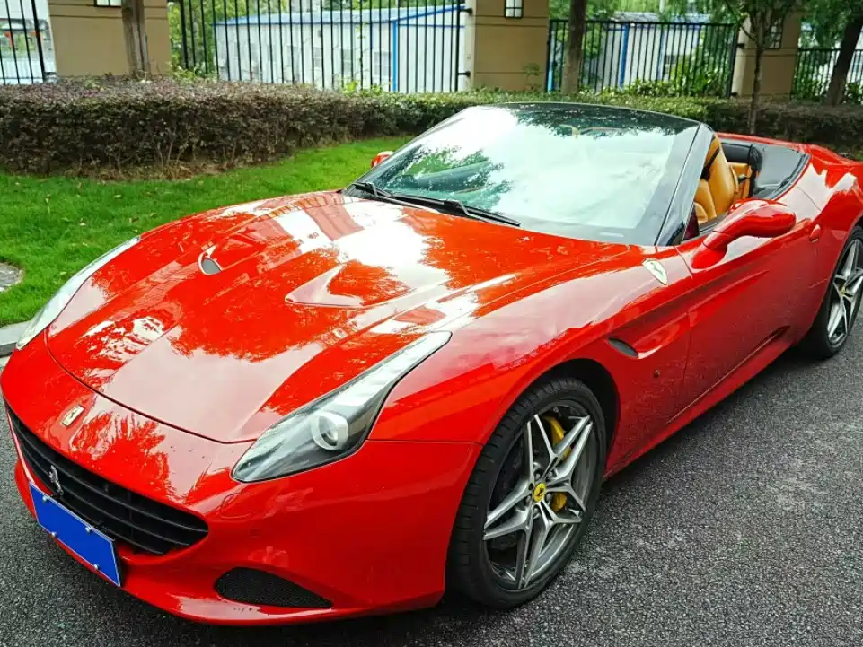 Ferrari California T 2016 — фото 1