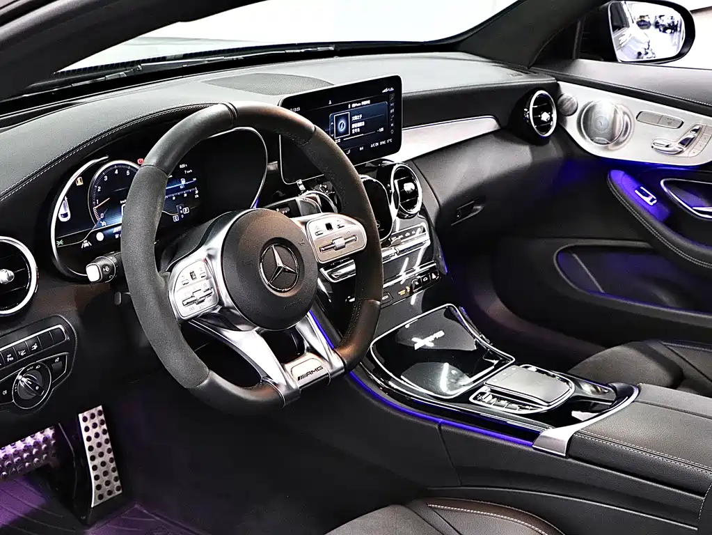 Mercedes-Benz C-Class AMG 2020 — фото 11