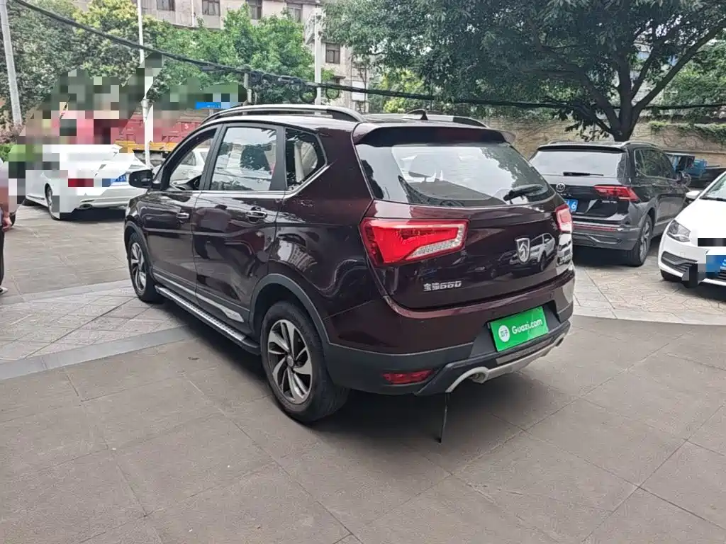 Baojun 560 2015