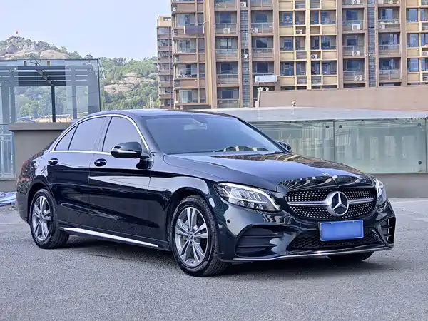 Mercedes-Benz C-Class 2019