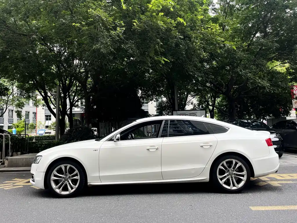 Audi S5 2012