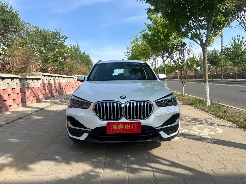 BMW X1 2022 — фото 2