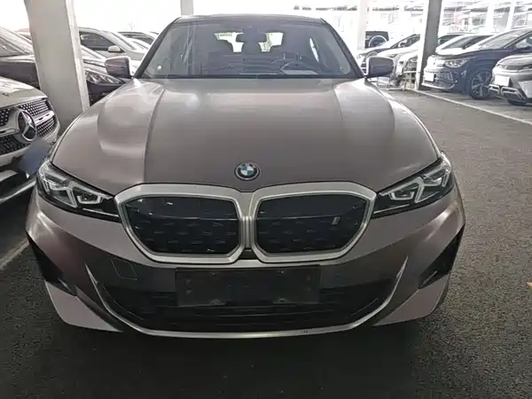 BMW i3 2023