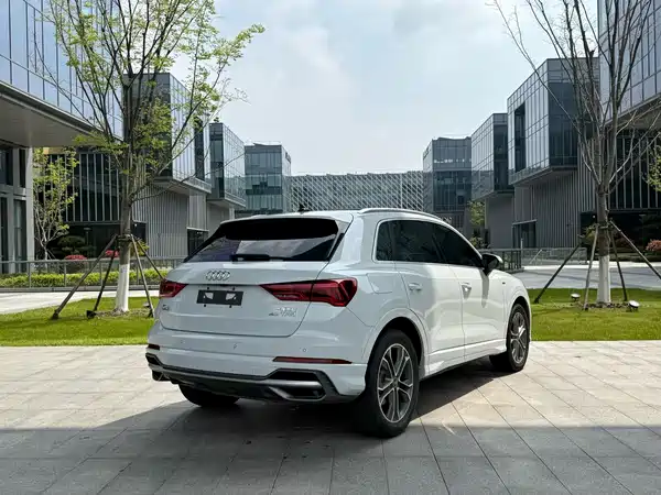Audi Q3 2021