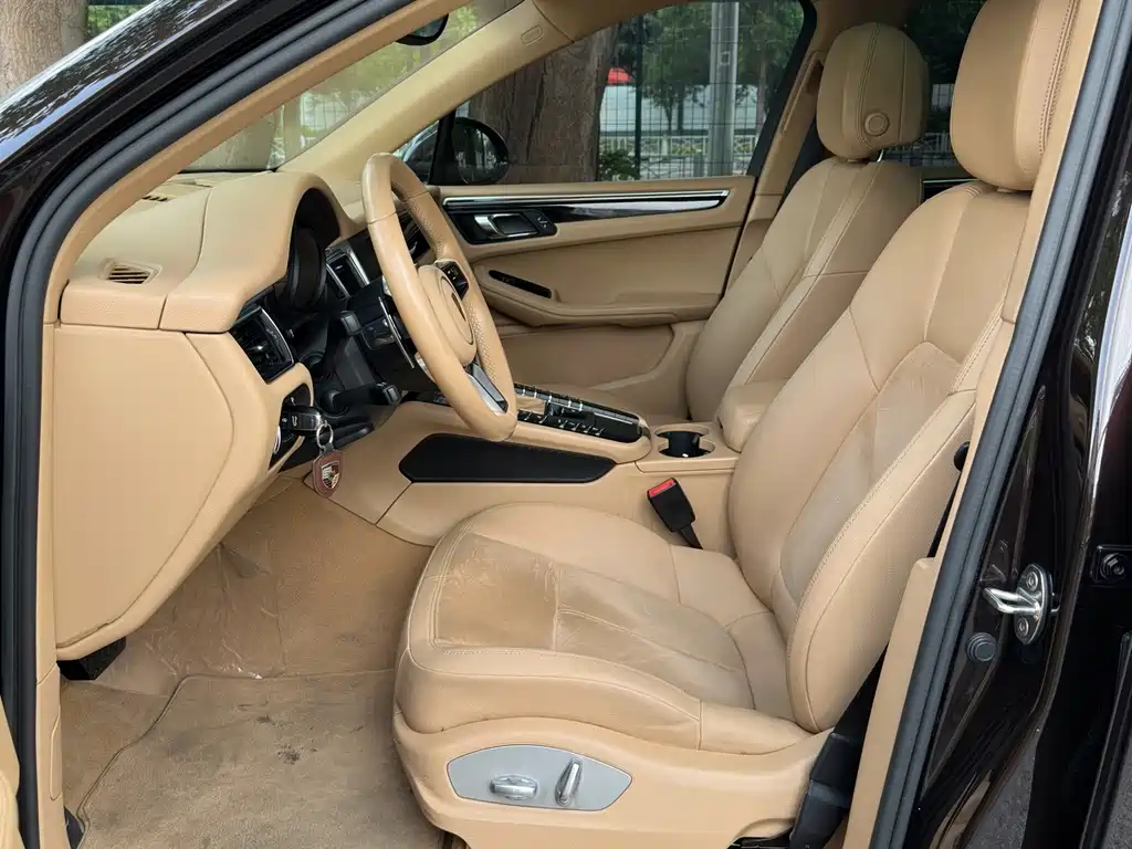 Porsche Macan 2015 — фото 10