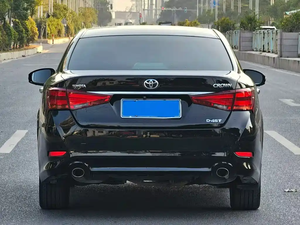 Toyota Crown 2019 — фото 8
