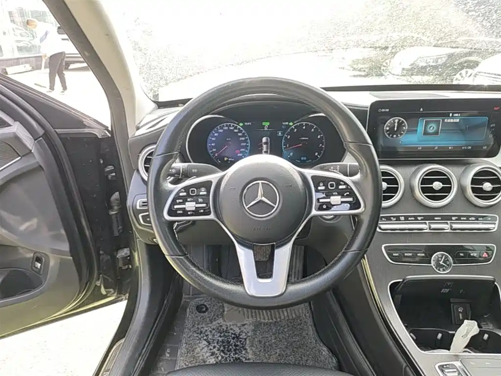 Mercedes-Benz C-Class 2020 — фото 11