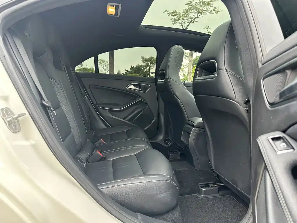 Mercedes-Benz CLA 2015 — фото 21