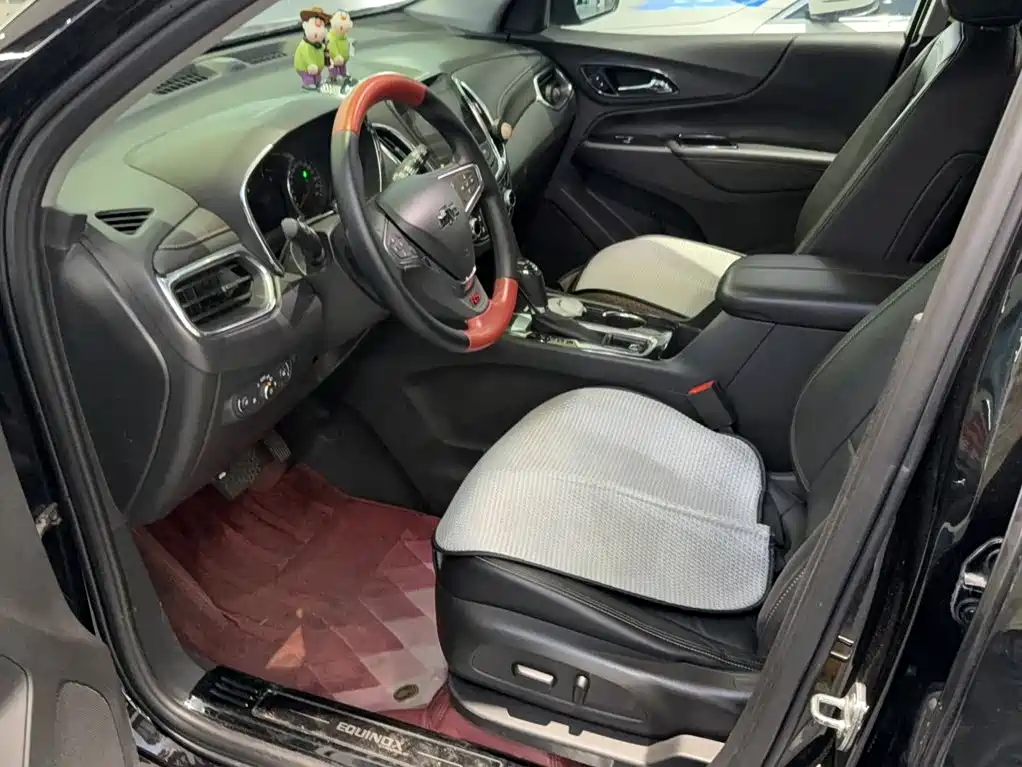 Chevrolet Equinox 2018 — фото 10