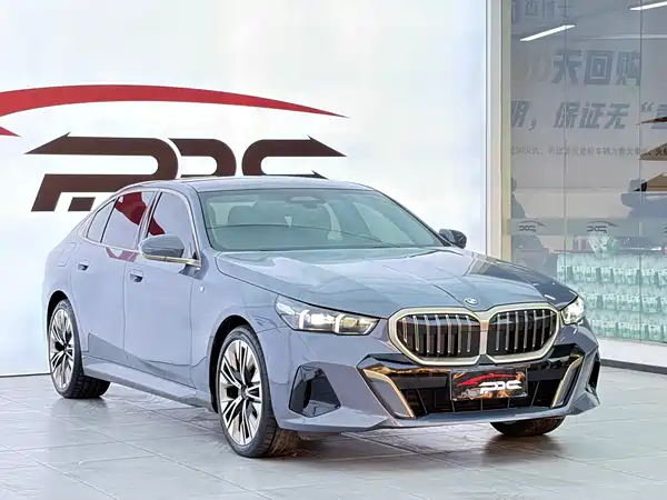 BMW 5 Series 2024