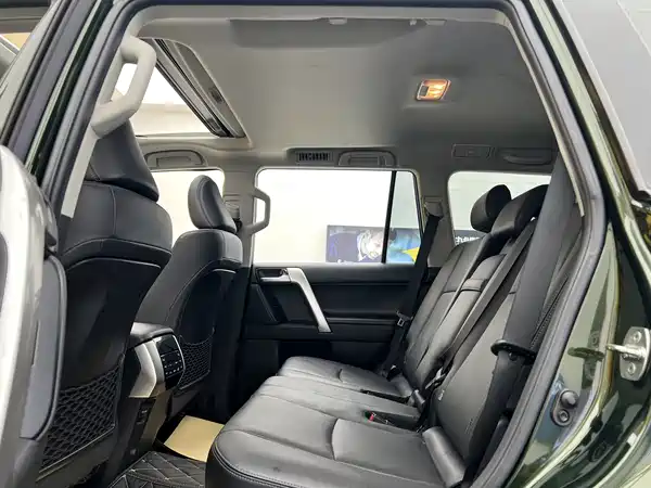 Toyota Prado 2019