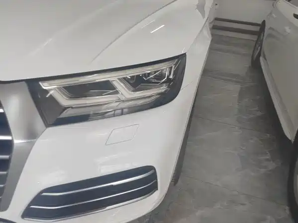 Audi Q5L 2019