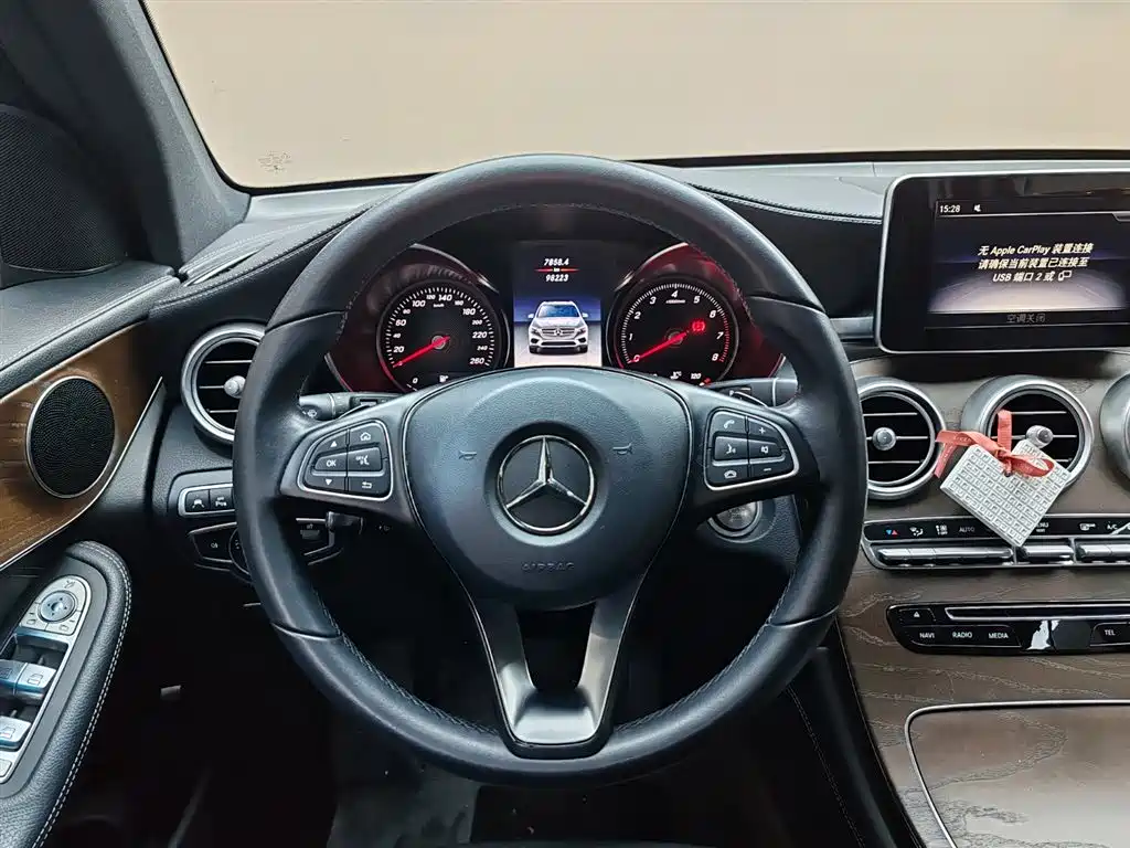 Mercedes-Benz GLC 2019