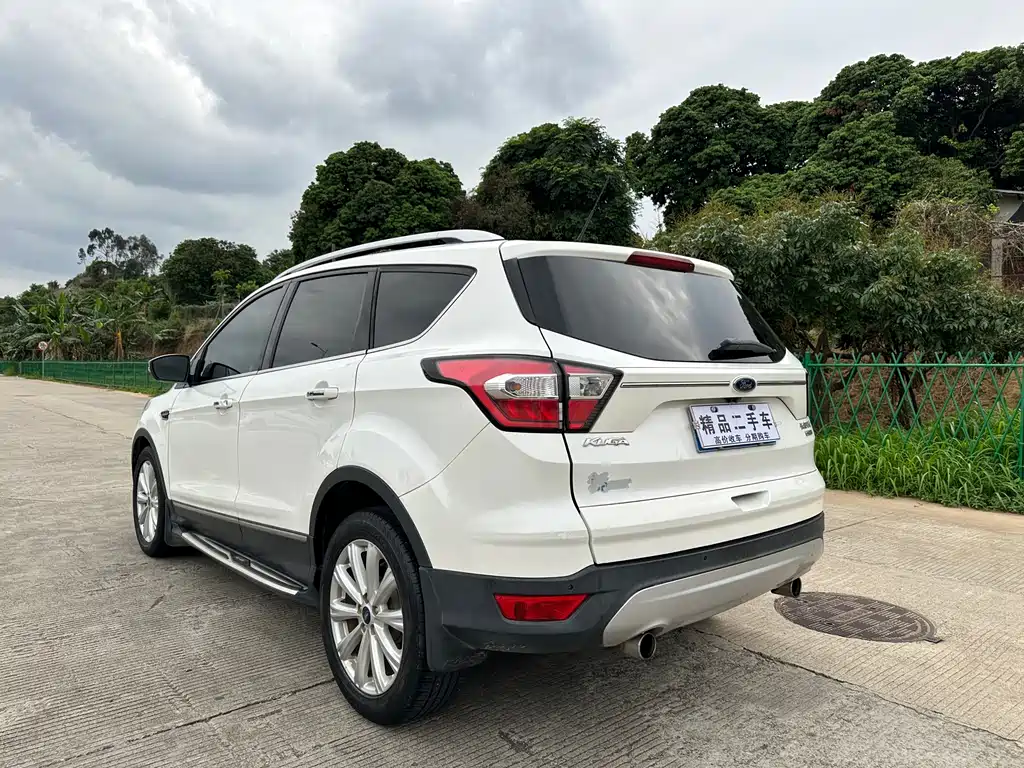 Ford Kuga 2017 — фото 16