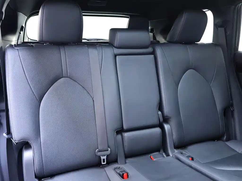 Toyota Crown Kluger 2022 — фото 23