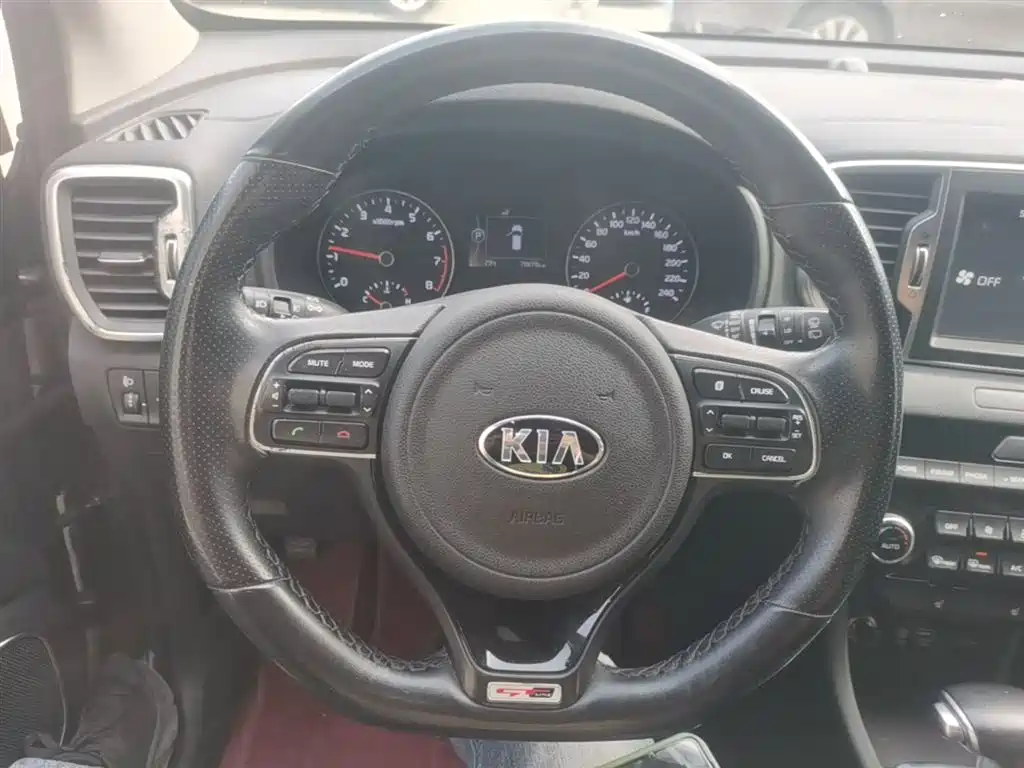 Kia KX5 2016 — фото 11
