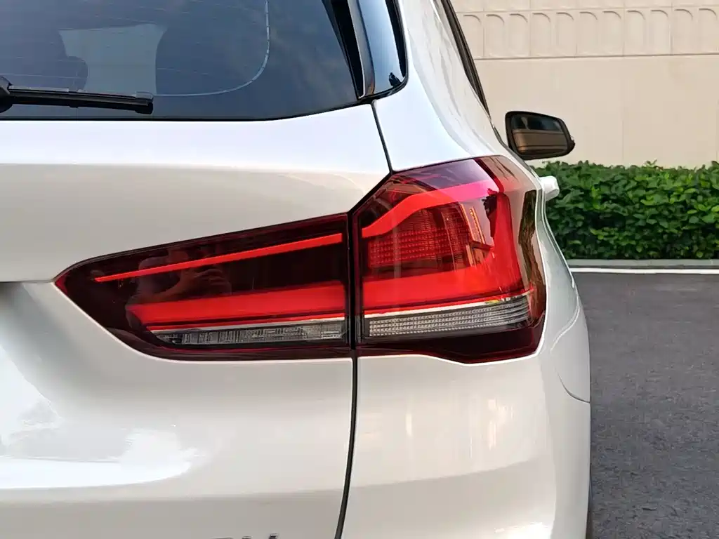 BMW X1 2022 — фото 21