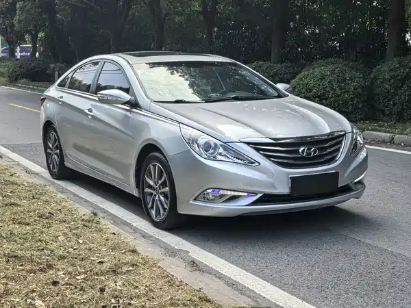 Hyundai Sonata 2013
