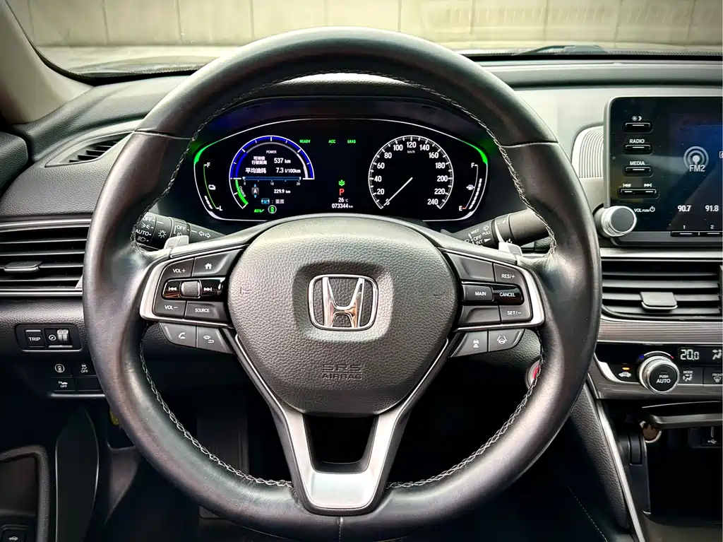 Honda Accord 2020 — фото 16