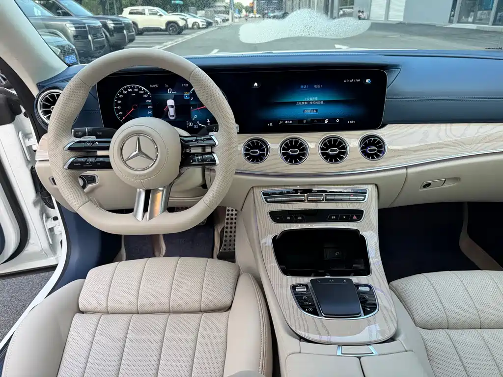 Mercedes-Benz E-Class 2021 — фото 11