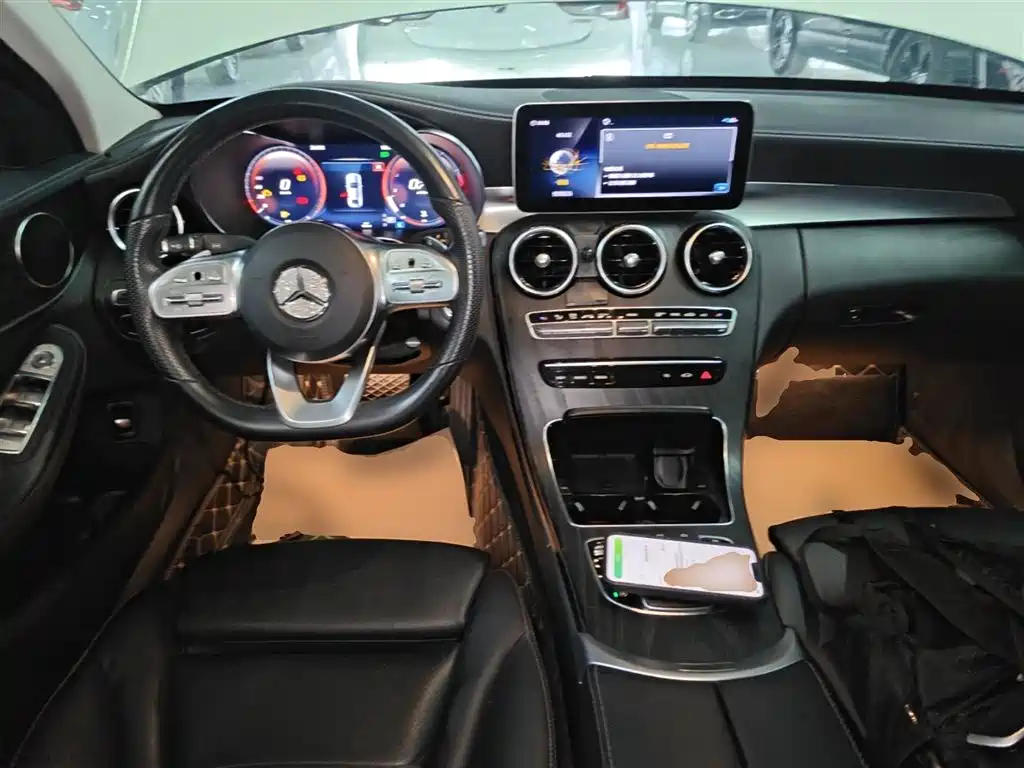 Mercedes-Benz C-Class 2020 — фото 10