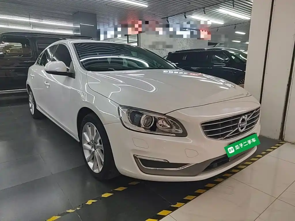 Volvo S60 2017 — фото 4